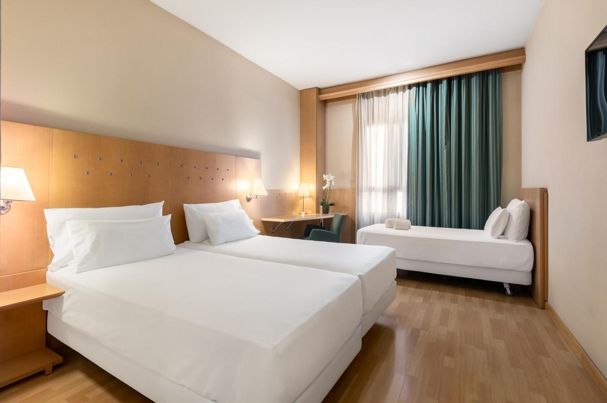 Crisol Leganes Hotel Eksteriør billede