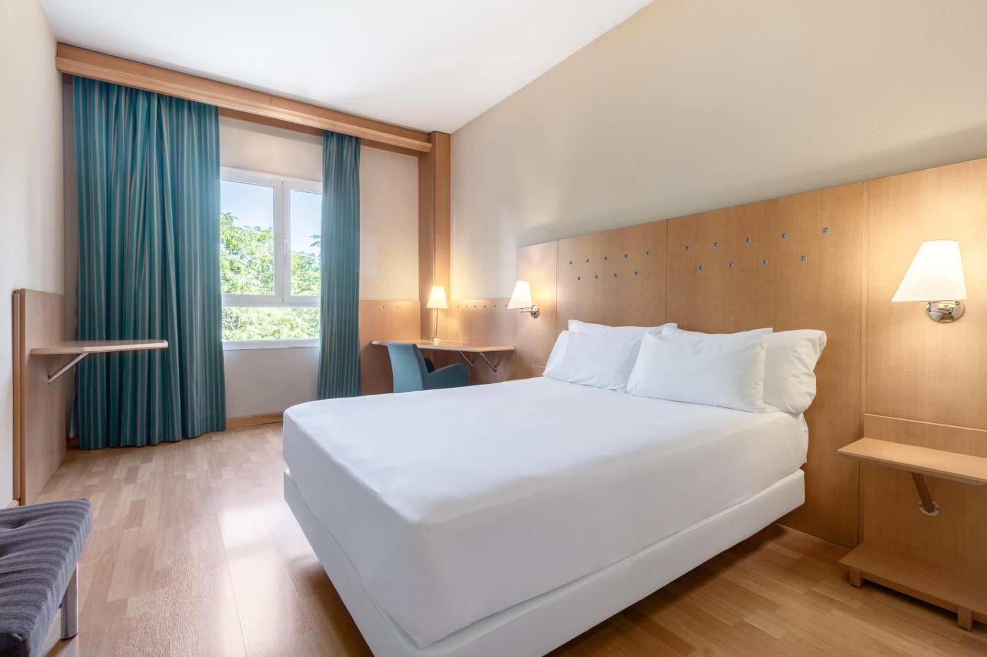 Crisol Leganes Hotel Eksteriør billede