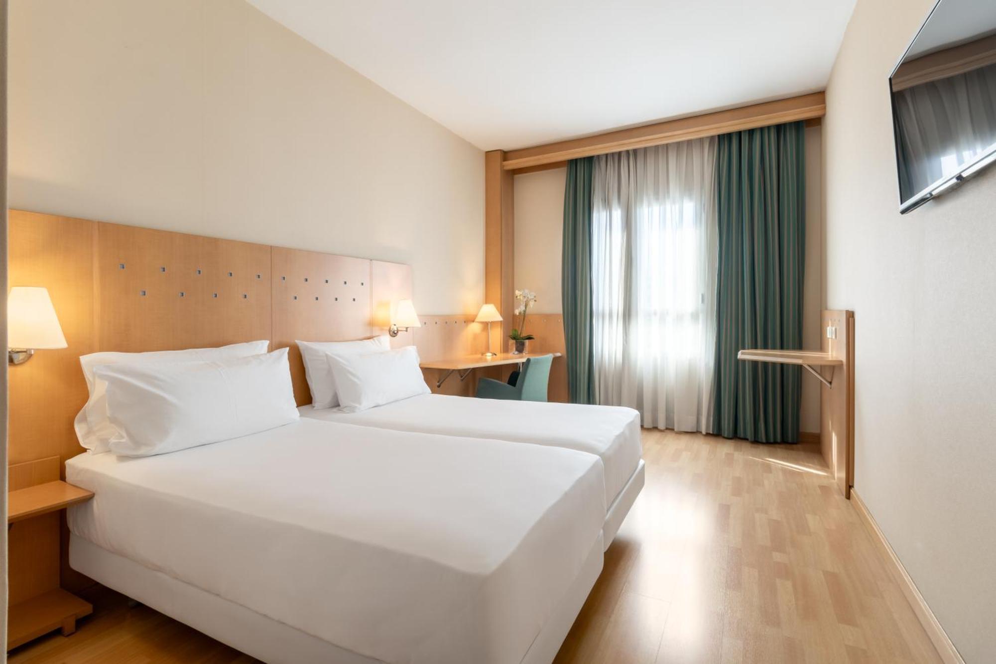 Crisol Leganes Hotel Eksteriør billede