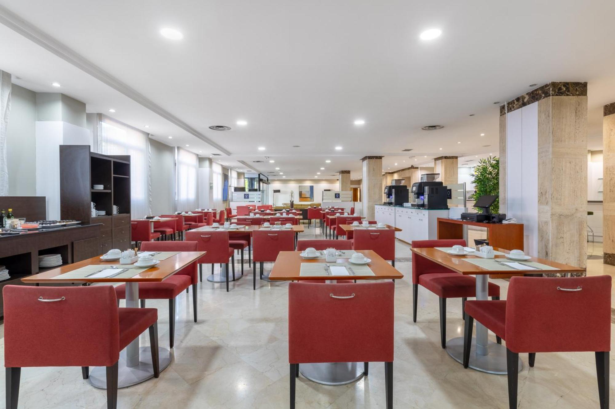 Crisol Leganes Hotel Eksteriør billede