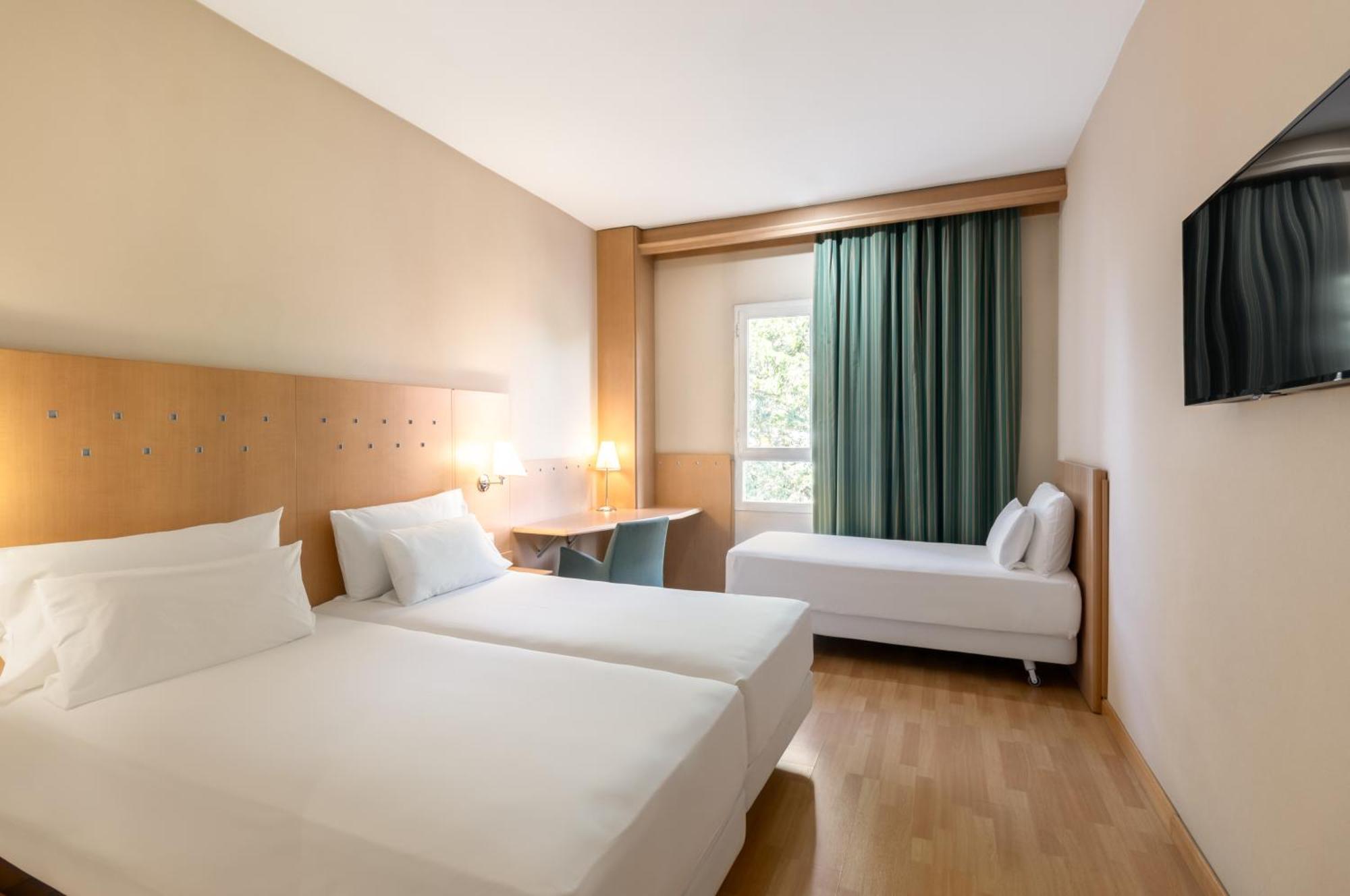 Crisol Leganes Hotel Eksteriør billede